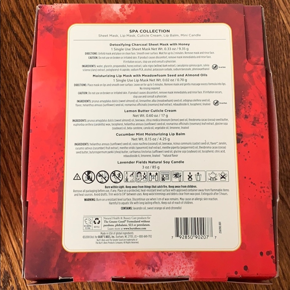 Burt’s Bee Spa Collection Set - Picture 2 of 4